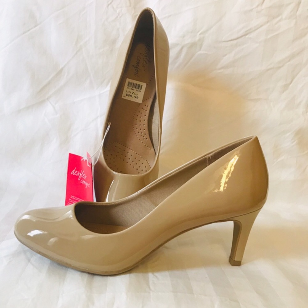 Elegant women comfort nude dress shoes 7.5US
